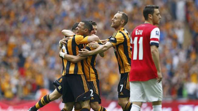 Pemain Hull rayakan gol ke gawang Arsenal [Reuters/Darren Staples]