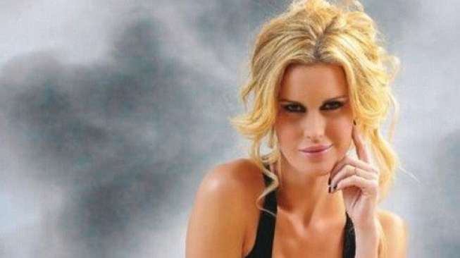 Natalie Weber, WAGs Baru di Liga Inggris