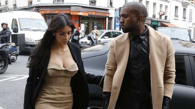 Nyelfie di Resepsi Pernikahan "Kimye", Dendanya 5 juta Dolar 