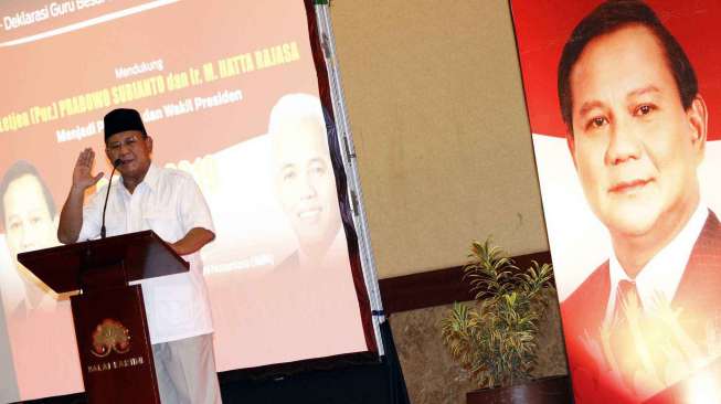 Deklarasi Guru Besar dan cendikiawan mendukung pasangan capres-cawapres Prabowo Subianto dan Hatta Rajasa menjadi presiden periode 2014-2019 di Balai Kartini Jakarta, Selasa (27/5). [suara.com/Adrian Mahakam]