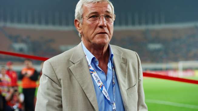 Lippi Pensiun Setelah Bawa Guangzhou Juara