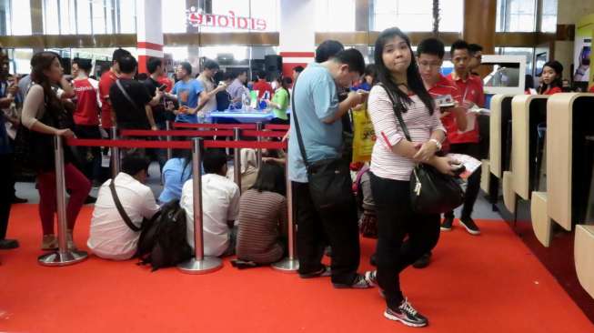 Ramai Antre "Smartphone" Murah di ICS 2014