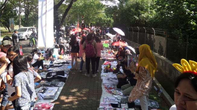 Konser 2NE1 Bawa Berkah Kepada Pedagang