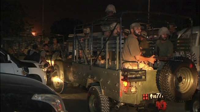 Taliban Pakistan Klaim di Belakang Serangan ke Bandara Karachi