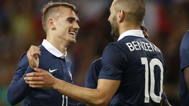 Benzema Bangga, Deschamps Puas Strateginya Berjalan