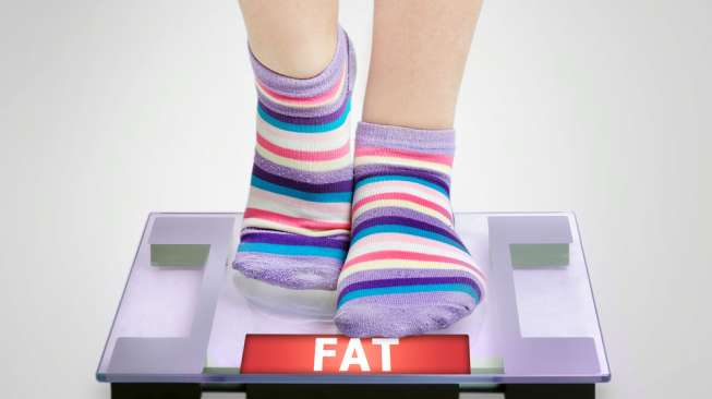 Ilustrasi berat badan, timbangan. (Sumber: Shutterstock)