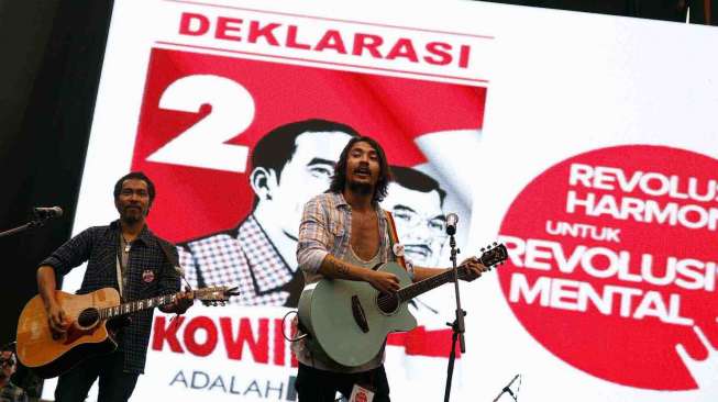 Deklarasi Revolusi Harmoni untuk Revolusi Mental di Parkir Timur Gelora Bung Karno jakarta, Rabu (11/6). [suara.com/Adrian Mahakam]