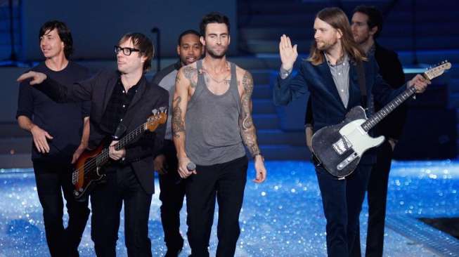 Maroon 5 Rilis Teaser Single Terbaru "Maps"