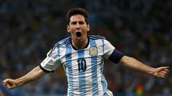 Lionel Messi usai mencetak gol ke gawang Bosnia, di Maracana stadium, Rio de Janeiro, Minggu (15/6). [REUTERS/ Michael Dalder]