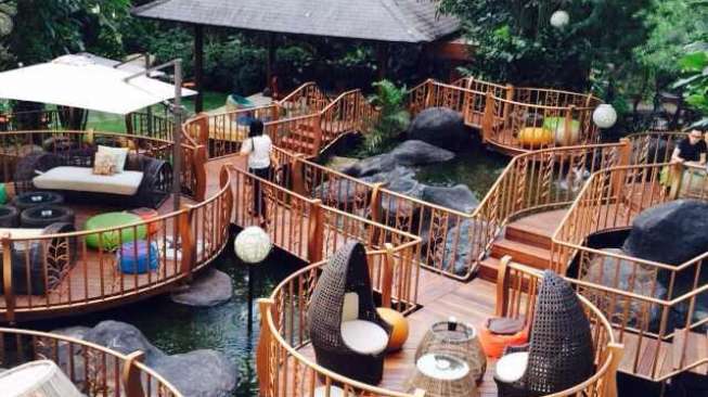 Melepas Lelah di  "Jimbaran Outdoor Lounge" 