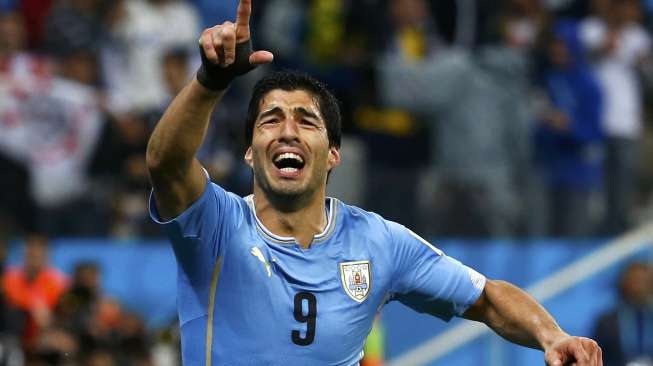 "Deja Vu" Suarez ke Gawang Inggris