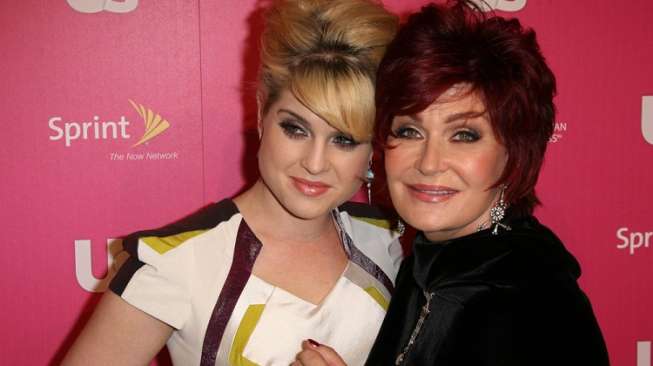 Kelly Osbourne: Senyum adalah Obat Terbaik