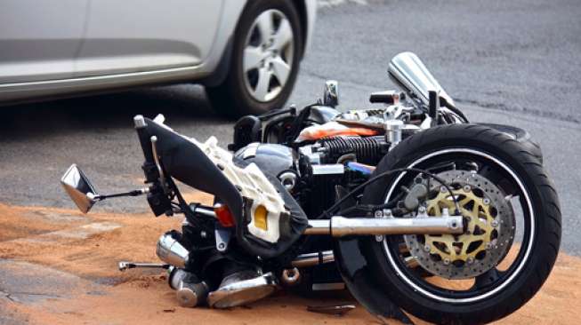 Kecelakaan Motor Vs Tronton di Parung Bogor, Pemuda 22 Tahun Tewas, Diduga Balap Liar