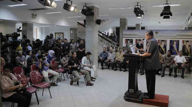 Instruksi Kepala Negara disampaikan usai rapat terbatas tentang pengamanan Pemilu Presiden 2014 di Istana Kepresidenan, Jakarta, Kamis (3/7). [Rumgapres/Abror]