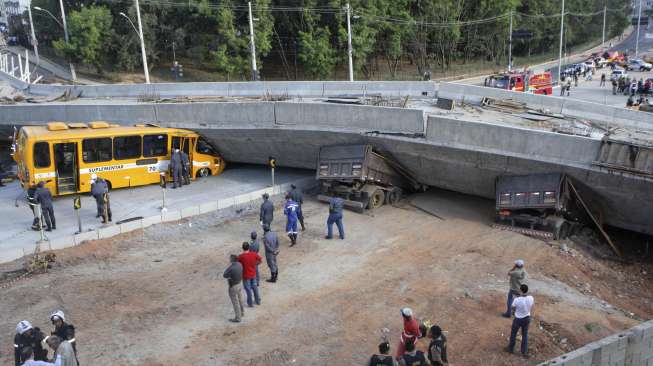 Jalan Layang di Brasil Ambruk, Satu Orang Tewas