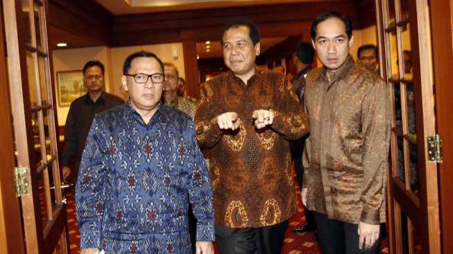 Konferensi pers hasil rapat rountable pemerintah dengan Bank Indonesia di gedung Radius Prawiro Kompleks Bank Indonesia, Jakarta, Jumat (4/7). [suara.com/Adrian Mahakam]