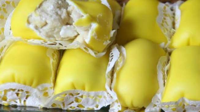 Lezatnya Pancake Durian Bikinan Sendiri 