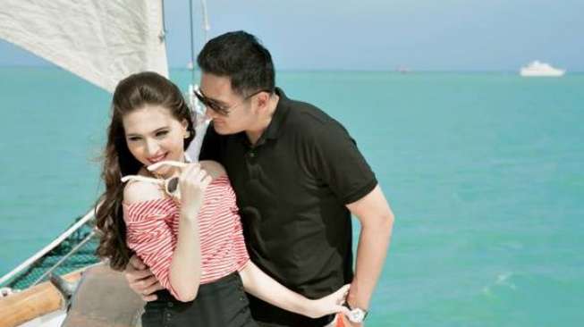 Berita Hiburan Terpopuler: Olivia Jensen Menikah, Bopak Castello Cerai