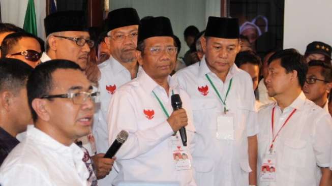 Kubu Prabowo Subianto-Hatta Rajasa klaim sebagai jawara versi quick count, di Jakarta, Rabu (9/7). [suara.com/Bowo Raharjo]