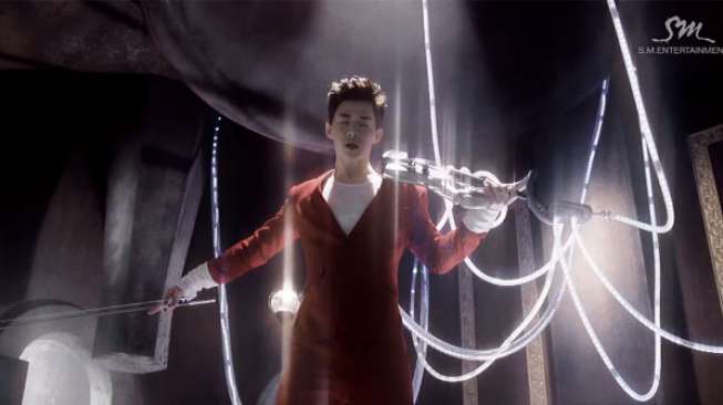 Henry "SuJu-M" Luncurkan MV "Fantastic"