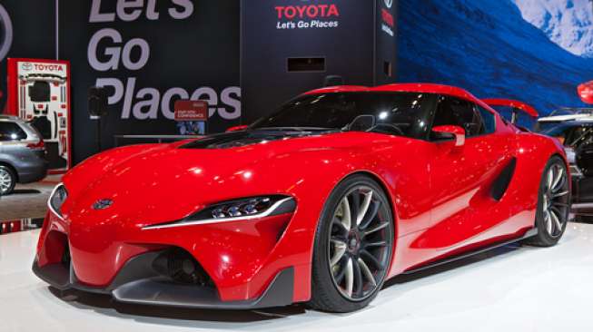 Toyota Supra dalam sebuah pameran di Chicago, AS (Shutterstock).