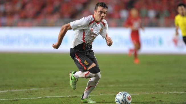  Liverpool Pinjamkan Aspas ke Sevilla 