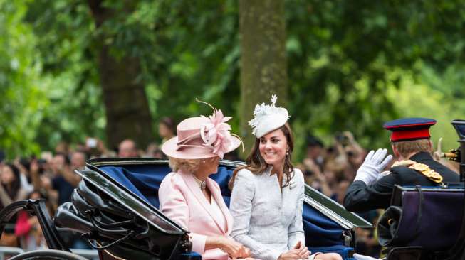  Baju  Pengantin Kate Middleton Masuk Daftar Gaun  Termahal 