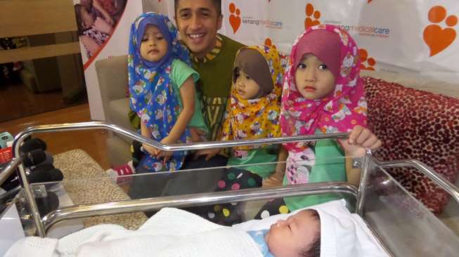 Begini "Quality Time" Irfan Hakim Bersama Anak