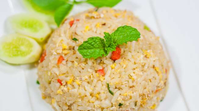 Ilustrasi nasi goreng. (Sumber: Shutterstock)