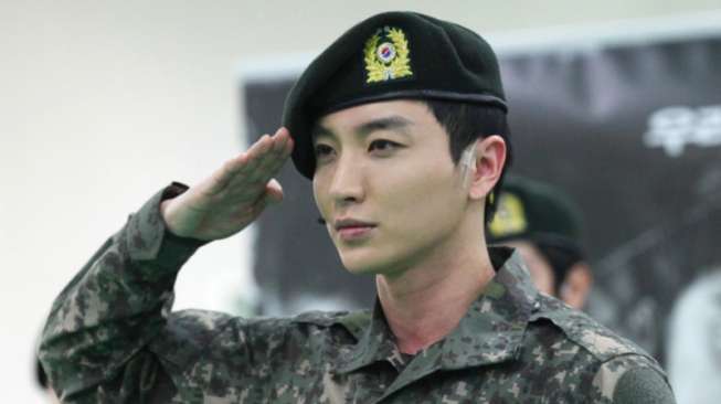 Salah satu personil Super Junior, Leeteuk. (Soompi)