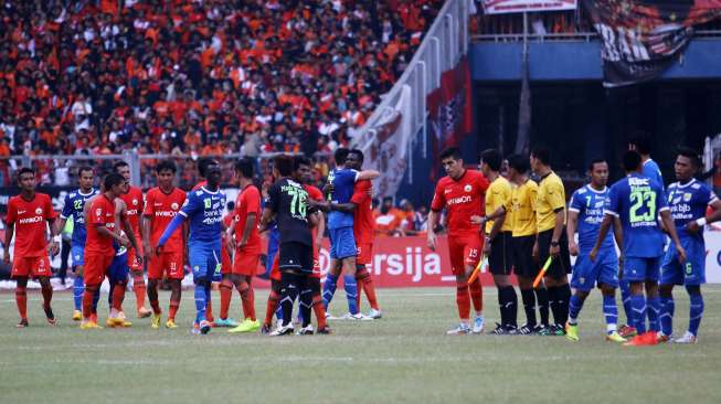 Persija dan Persib Dominasi Penghargaan Pekan 13 Liga 1