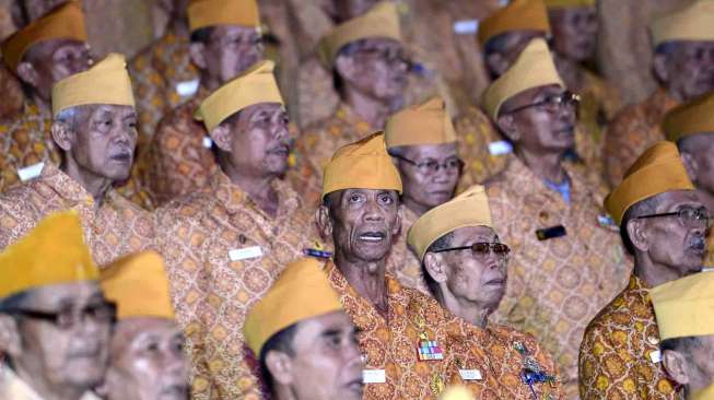 Presiden Susilo Bambang Yudhoyono  menghadiri peringatan Hari Veteran Nasional Tahun 2014 di Balai Sarbini, Jakarta, Senin (11/8). [Antara/Prasetyo Utomo]