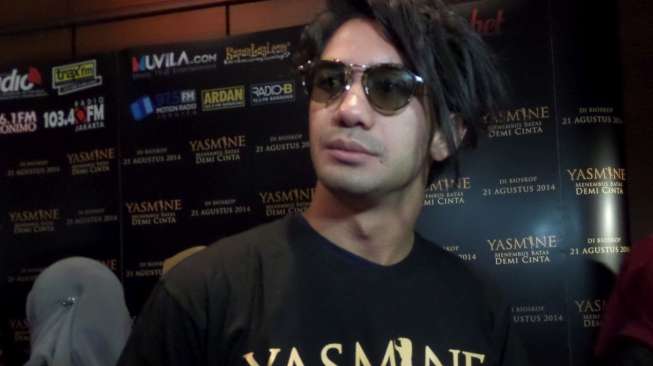 Reza Rahadian Bangga Main di "Yasmine" Produksi Brunei Darussalam