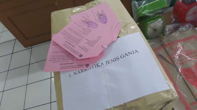 Temukan Ganja di UNAS, Empat Tersangka Masih Buron