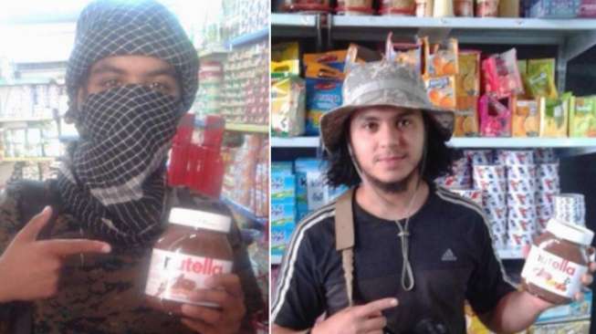 Tren Selfie Baru, Tentara ISIS Foto Bareng Selai Kacang