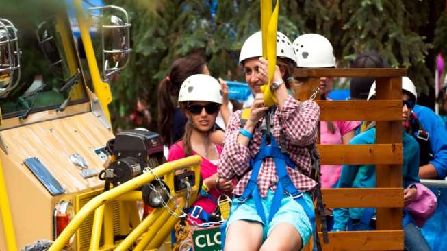 Jatuh dari Flying Fox 6 Meter, Wanita Ini Alami Patah Tulang Belakang