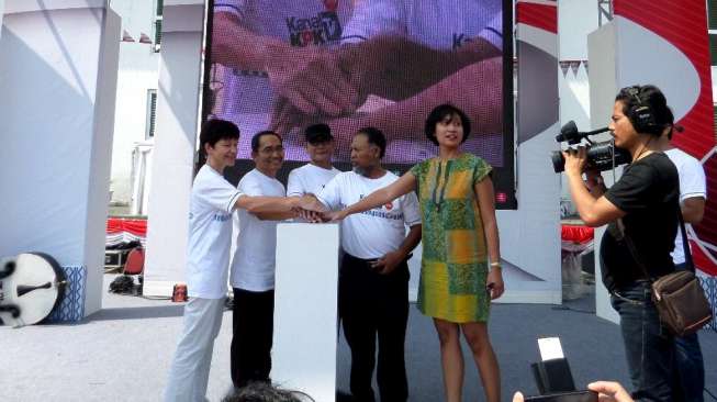 Peluncuran TV 'streaming' KPK di Kota Tua Jakarta oleh unsur pimpinan dan petinggi KPK, Minggu (17/8/2014). [Suara.com/Dwi Bowo Raharjo]