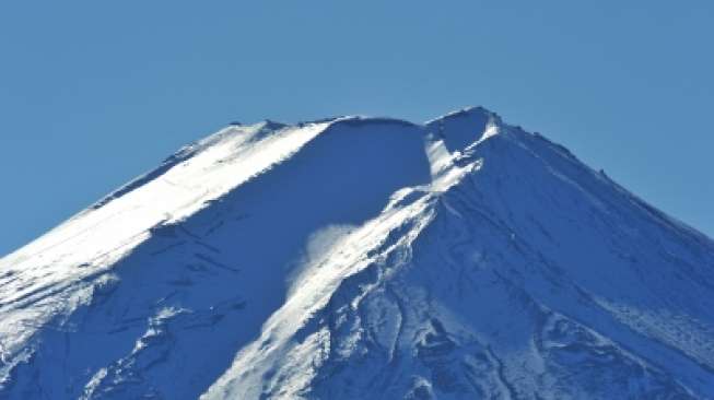 Tragis, Pendaki Tewas Usai Jatuh dari Gunung Tertinggi di Eropa