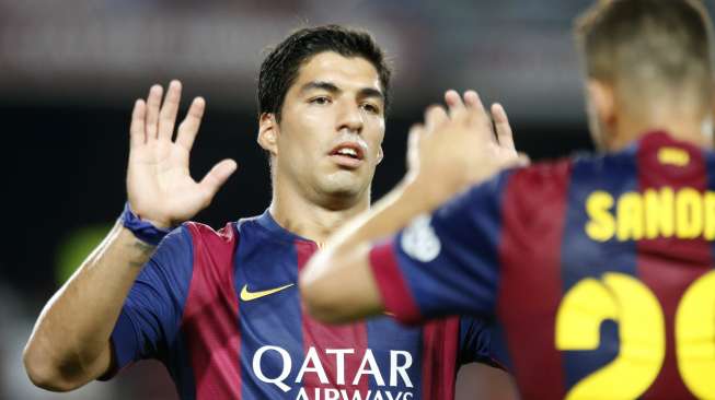 Foto: Aksi Perdana Suarez di Camp Nou