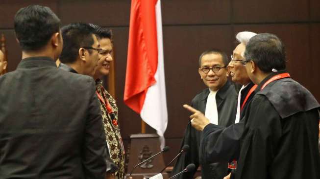 Sidang putusan perkara perselisihan hasil pilpres 2014 di Mahkamah Konstitusi  Jakarta, Kamis (21/8). [suara.com/Kurniawan Mas'ud]