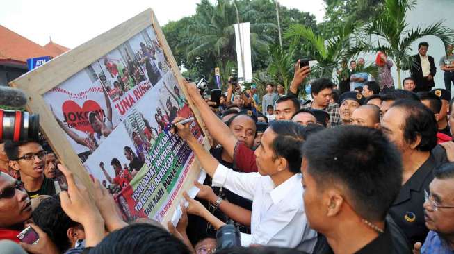 88 Relawan Jokowi-JK Tagih Janji ke Rumah Transisi