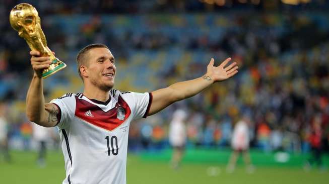 Podolski Ngebet Pulang ke Arsenal