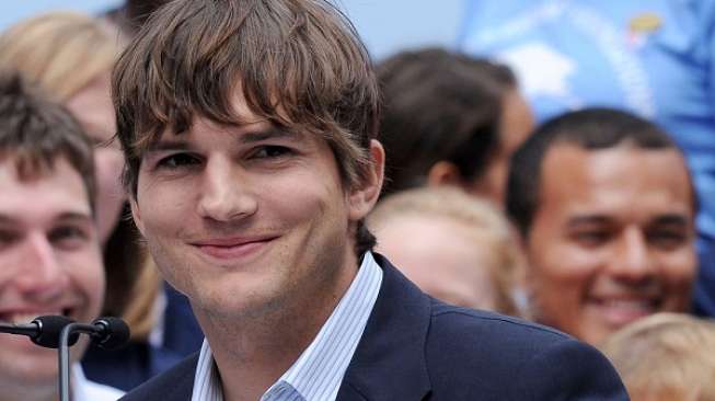Most Popular Health: Ashton Kutcher Blind due to Autoimmune Disease ...