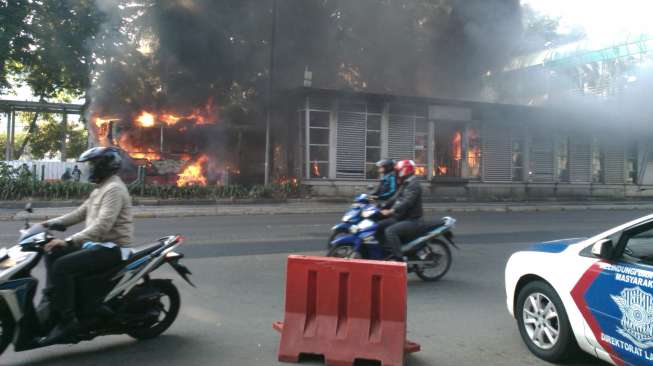 Bus Transjakarta yang Terbakar Pabrikan Cina