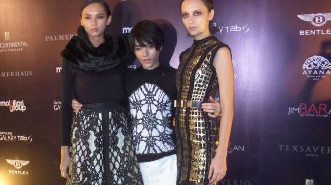 Tex Saverio Rilis Koleksi Terbaru di FHOF