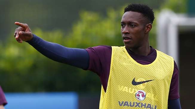 Jual Welbeck, MU "Bantu" Pertajam Lini Depan Arsenal