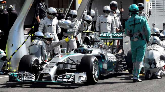 Rosberg Ingat Kegagalan di Monza, Hamilton Kenang Suksesnya