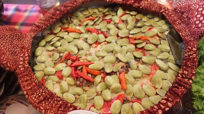 Memadukan Kearifan Lokal dan Go Green dalam Bisnis Nasi Liboet