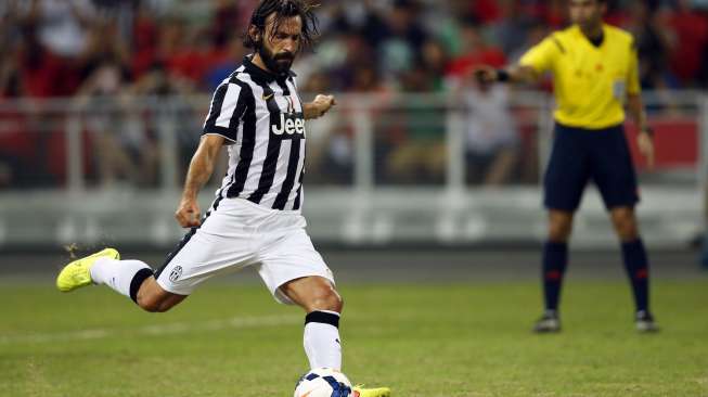 Pirlo Batal Pensiun