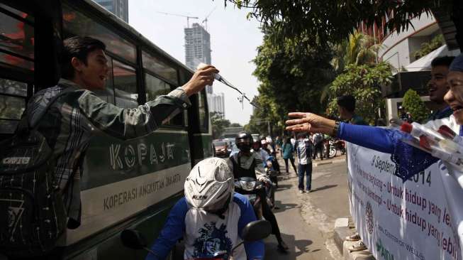 Mengenang satu dekade peristiwa bom Kuningan, Jakarta (9/9). [suara.com/Kurniawan Mas'ud]